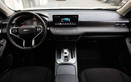 Haval Jolion, 2023 год, 1 799 000 рублей, 10 фотография