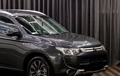 Mitsubishi Outlander III рестайлинг 3, 2014 год, 1 495 000 рублей, 9 фотография