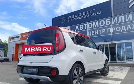 KIA Soul II рестайлинг, 2018 год, 1 760 000 рублей, 8 фотография