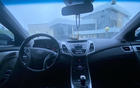 Hyundai Elantra V, 2015 год, 975 000 рублей, 7 фотография