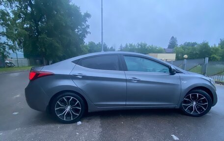 Hyundai Elantra V, 2015 год, 975 000 рублей, 3 фотография