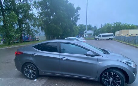 Hyundai Elantra V, 2015 год, 975 000 рублей, 4 фотография