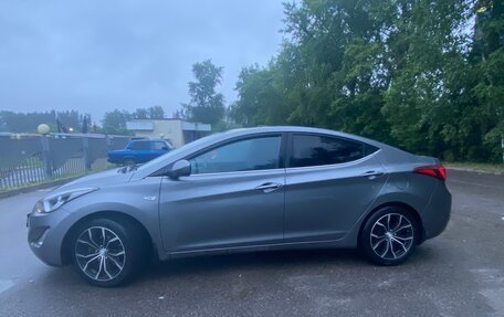 Hyundai Elantra V, 2015 год, 975 000 рублей, 2 фотография