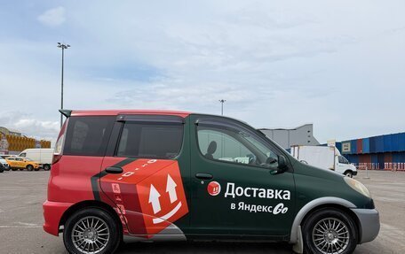 Toyota FunCargo, 2000 год, 599 000 рублей, 1 фотография