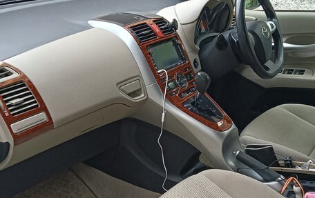 Toyota Auris II, 2011 год, 899 000 рублей, 6 фотография