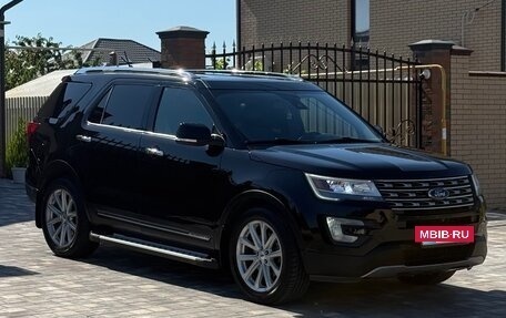 Ford Explorer VI, 2017 год, 2 800 000 рублей, 4 фотография