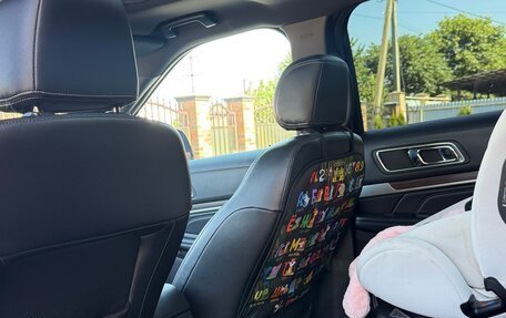 Ford Explorer VI, 2017 год, 2 800 000 рублей, 16 фотография