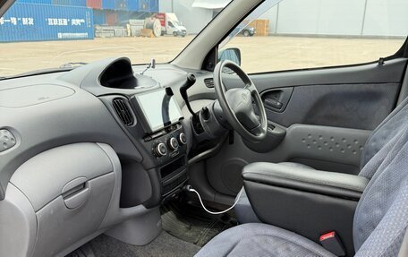 Toyota FunCargo, 2000 год, 599 000 рублей, 13 фотография