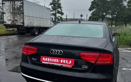 Audi A8, 2011 год, 1 050 000 рублей, 5 фотография