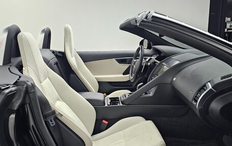 Jaguar F-Type I рестайлинг 2, 2023 год, 6 850 000 рублей, 18 фотография