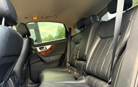 Infiniti FX II, 2013 год, 1 799 000 рублей, 24 фотография