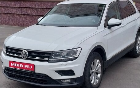 Volkswagen Tiguan II, 2018 год, 2 457 000 рублей, 1 фотография