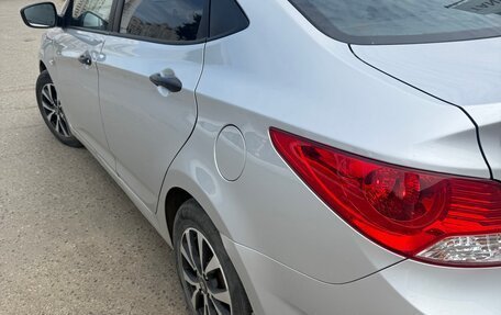 Hyundai Solaris II рестайлинг, 2014 год, 865 000 рублей, 5 фотография