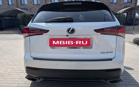 Lexus NX I, 2018 год, 2 650 000 рублей, 4 фотография