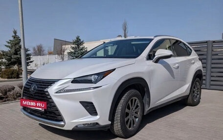 Lexus NX I, 2018 год, 2 650 000 рублей, 2 фотография