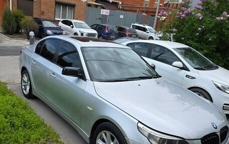 BMW 5 серия, 2005 год, 900 000 рублей, 2 фотография