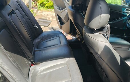 KIA Optima III, 2013 год, 1 050 000 рублей, 28 фотография