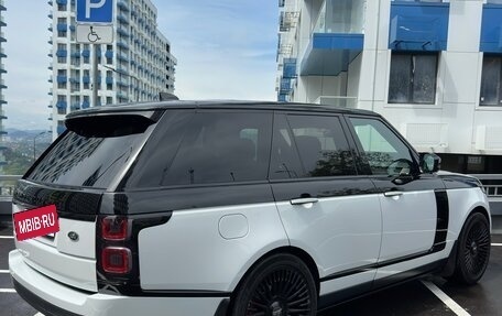 Land Rover Range Rover IV рестайлинг, 2018 год, 4 350 000 рублей, 9 фотография