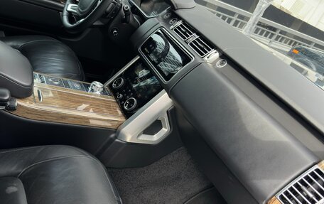 Land Rover Range Rover IV рестайлинг, 2018 год, 4 350 000 рублей, 22 фотография