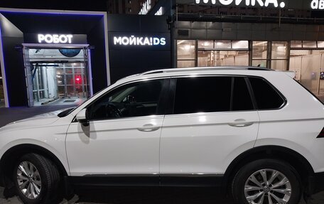 Volkswagen Tiguan II, 2018 год, 2 457 000 рублей, 15 фотография