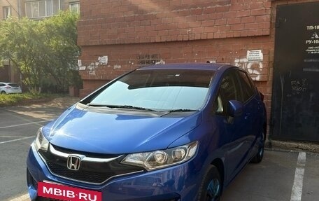 Honda Fit III, 2016 год, 960 000 рублей, 2 фотография