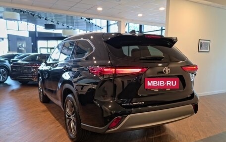 Toyota Highlander, 2026 год, 5 550 000 рублей, 2 фотография