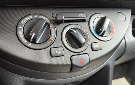 Nissan Note II рестайлинг, 2012 год, 900 000 рублей, 11 фотография