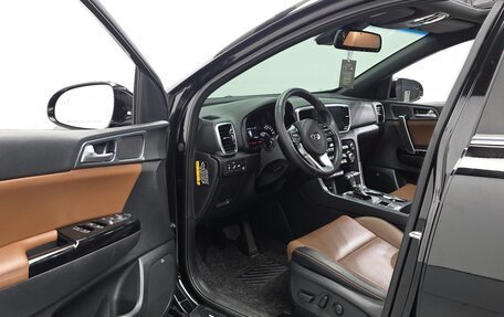 KIA Sportage IV рестайлинг, 2019 год, 1 800 000 рублей, 8 фотография