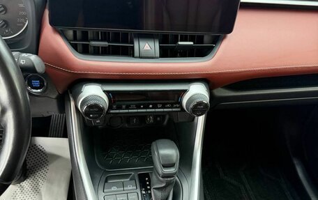 Toyota RAV4, 2021 год, 4 197 000 рублей, 25 фотография
