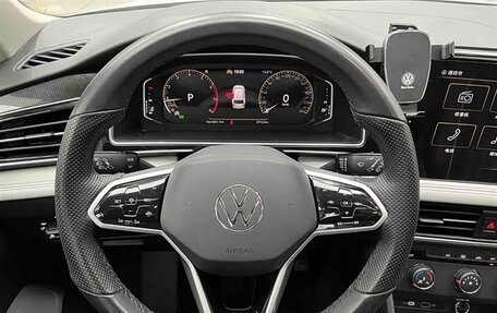 Volkswagen Tiguan II, 2023 год, 2 320 000 рублей, 16 фотография