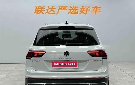 Volkswagen Tiguan II, 2023 год, 2 320 000 рублей, 5 фотография