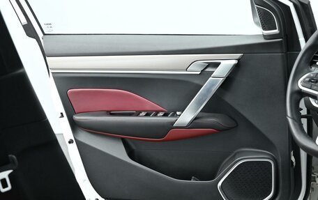 Geely Coolray I, 2023 год, 1 695 000 рублей, 9 фотография