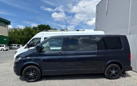Volkswagen Multivan T6 рестайлинг, 2020 год, 6 000 100 рублей, 2 фотография