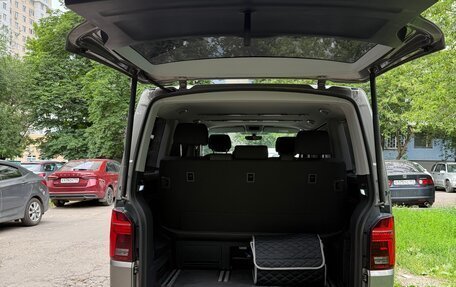 Volkswagen Multivan T6 рестайлинг, 2020 год, 6 000 000 рублей, 5 фотография