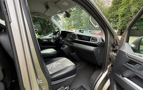 Volkswagen Multivan T6 рестайлинг, 2020 год, 6 000 000 рублей, 6 фотография