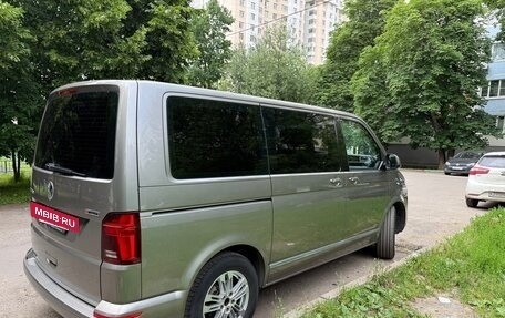 Volkswagen Multivan T6 рестайлинг, 2020 год, 6 000 000 рублей, 8 фотография