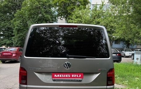 Volkswagen Multivan T6 рестайлинг, 2020 год, 6 000 000 рублей, 9 фотография