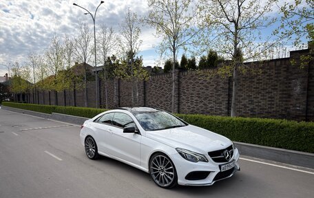 Mercedes-Benz E-Класс, 2014 год, 2 200 000 рублей, 4 фотография