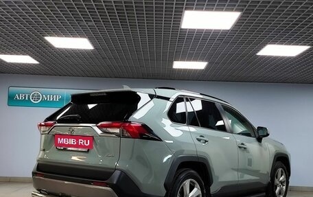 Toyota RAV4, 2019 год, 3 170 000 рублей, 5 фотография