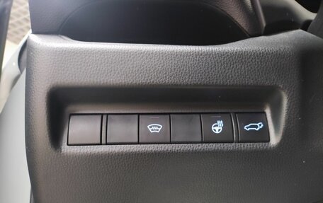 Toyota RAV4, 2019 год, 3 170 000 рублей, 18 фотография