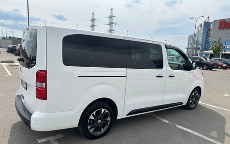Opel Zafira Life I, 2022 год, 2 900 000 рублей, 3 фотография