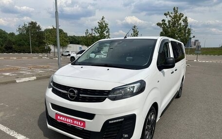 Opel Zafira Life I, 2022 год, 2 900 000 рублей, 4 фотография