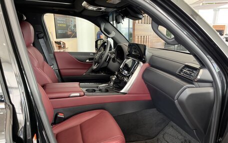 Lexus LX, 2025 год, 18 930 000 рублей, 12 фотография