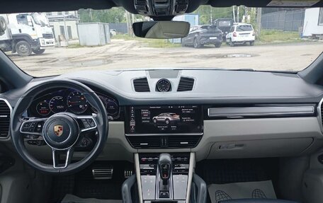 Porsche Cayenne III, 2021 год, 7 990 000 рублей, 11 фотография