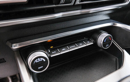 Geely Coolray I, 2020 год, 1 799 000 рублей, 17 фотография