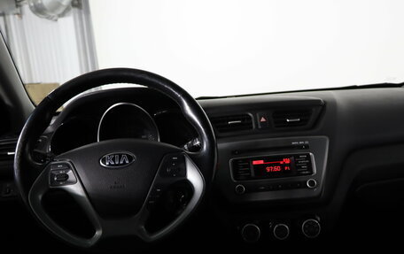 KIA Rio III рестайлинг, 2016 год, 899 990 рублей, 10 фотография