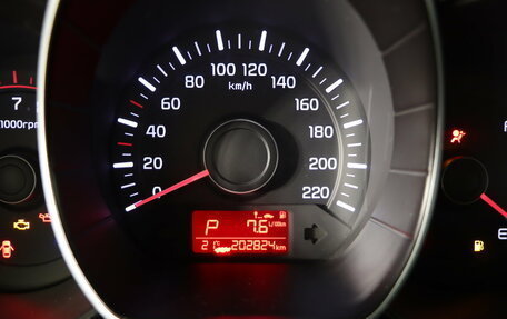 KIA Rio III рестайлинг, 2016 год, 899 990 рублей, 17 фотография