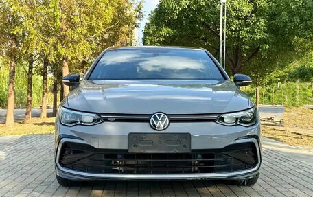 Volkswagen Golf VIII, 2023 год, 1 400 000 рублей, 2 фотография