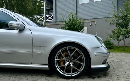 Mercedes-Benz E-Класс AMG, 2003 год, 2 100 000 рублей, 6 фотография