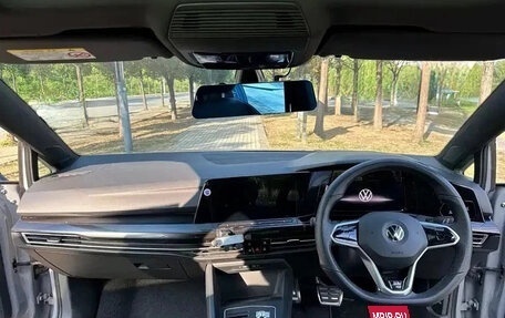 Volkswagen Golf VIII, 2023 год, 1 400 000 рублей, 5 фотография